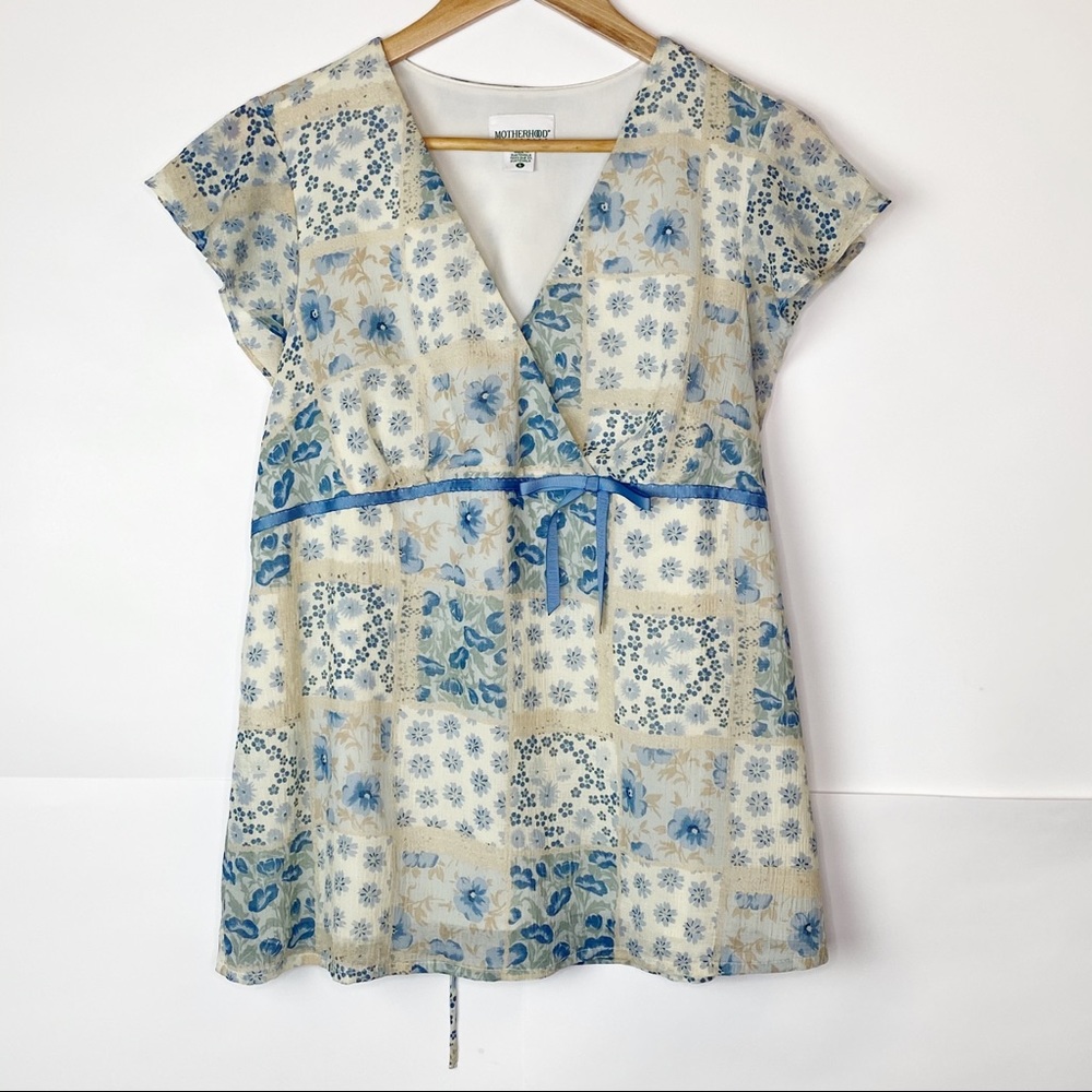 EUC Motherhood Floral Tie Back Blouse